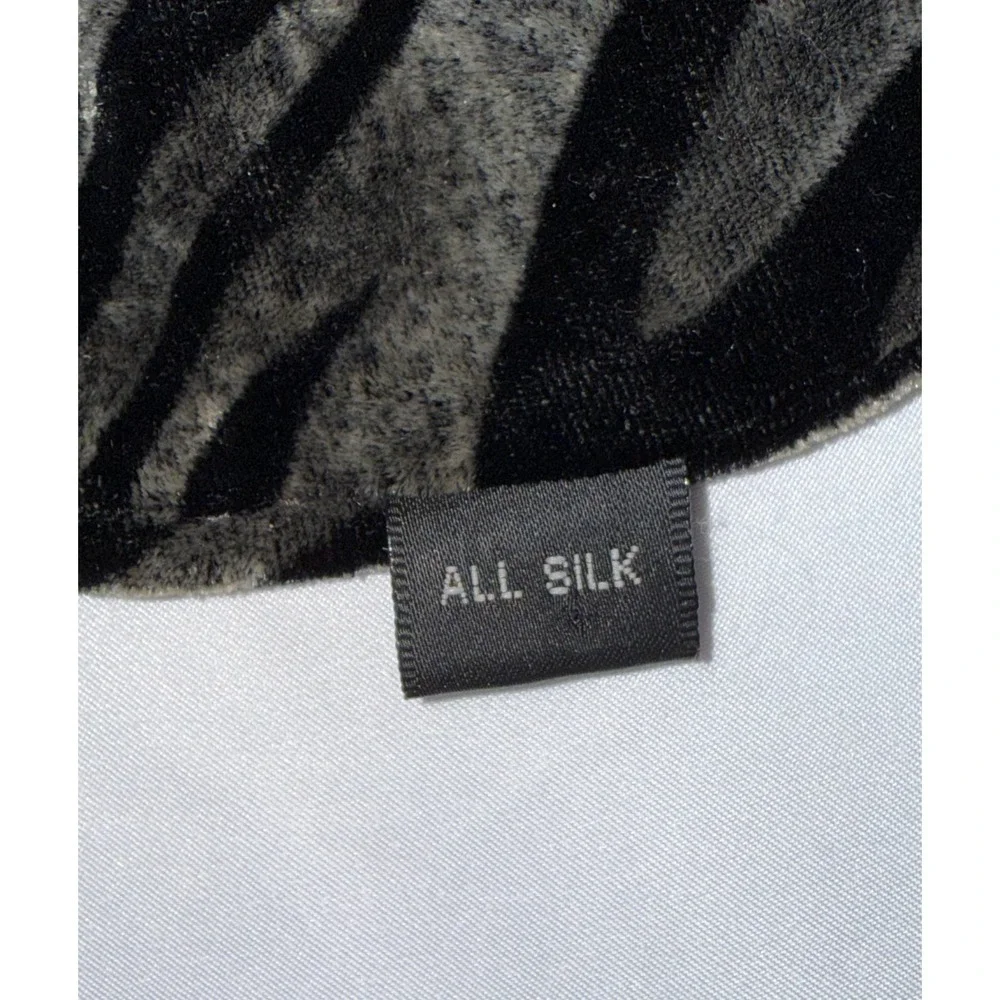 Unbranded Scarf‎ Womens Large Black Gray Zebra Print Silk Velvet Animal Print